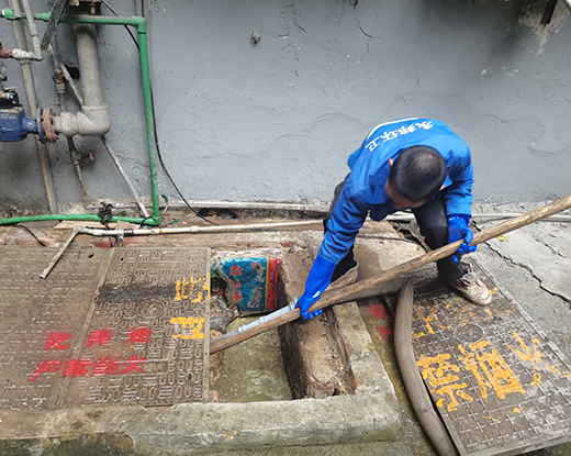 宁明清掏化粪池